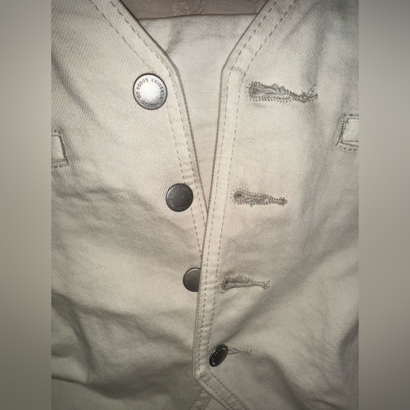 Cream Button-Up Vest - Picture 4 of 7